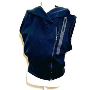 Nike Women's Modern Black Vest with Hood & Earphone Feed Med